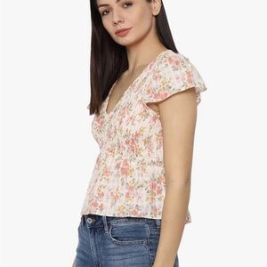 Size XL American Eagle Outfitters Cream Floral V-Neck Peplum Top